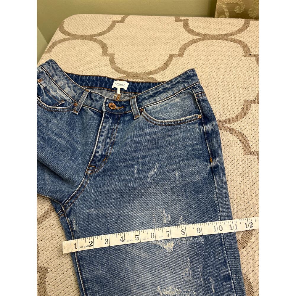 Special A Distressed Medium Wash Straight Mid rise Blue Jeans, Size 9 - Picture 7 of 14